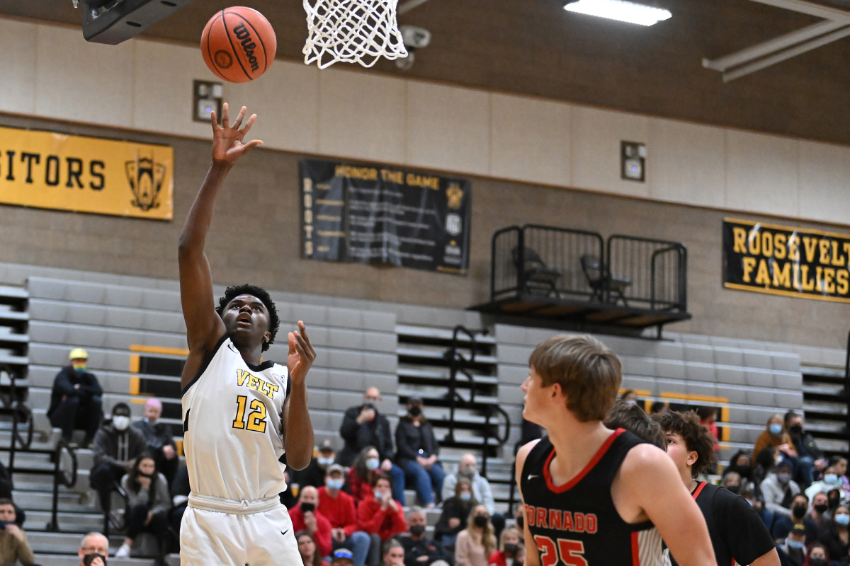 Roosevelt North Medford boys basketball Leon Neuschwander 18